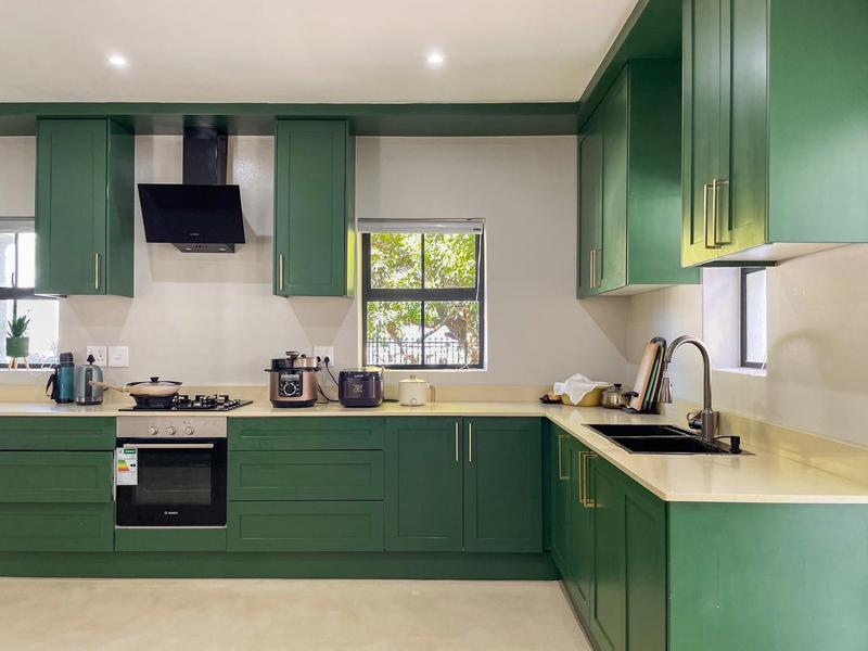 4 Bedroom Property for Sale in Constantia Western Cape